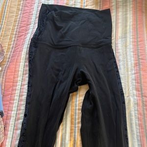 Lulu leggings in mild condition